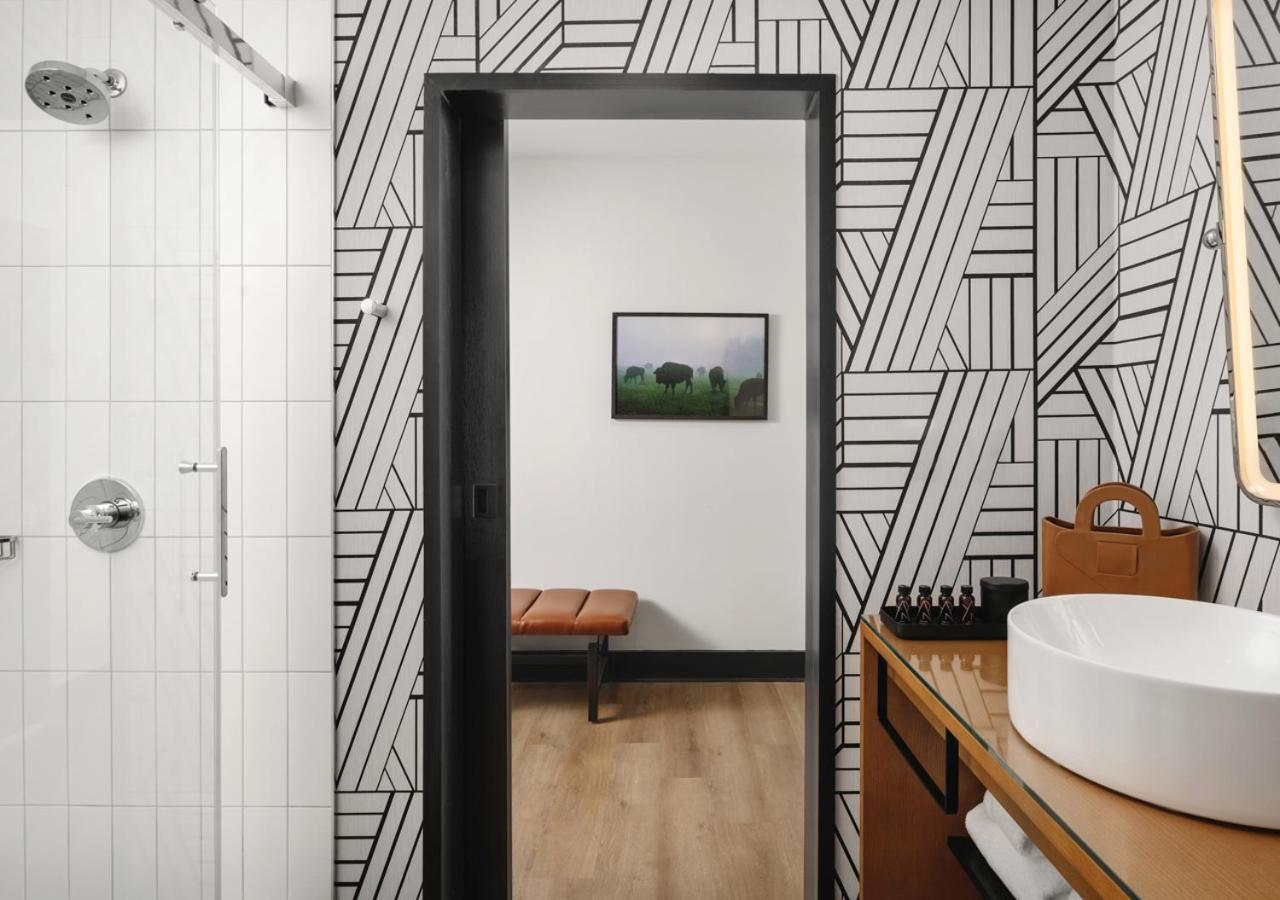 Hotel Tupelo, A Wyndham Hotel Экстерьер фото