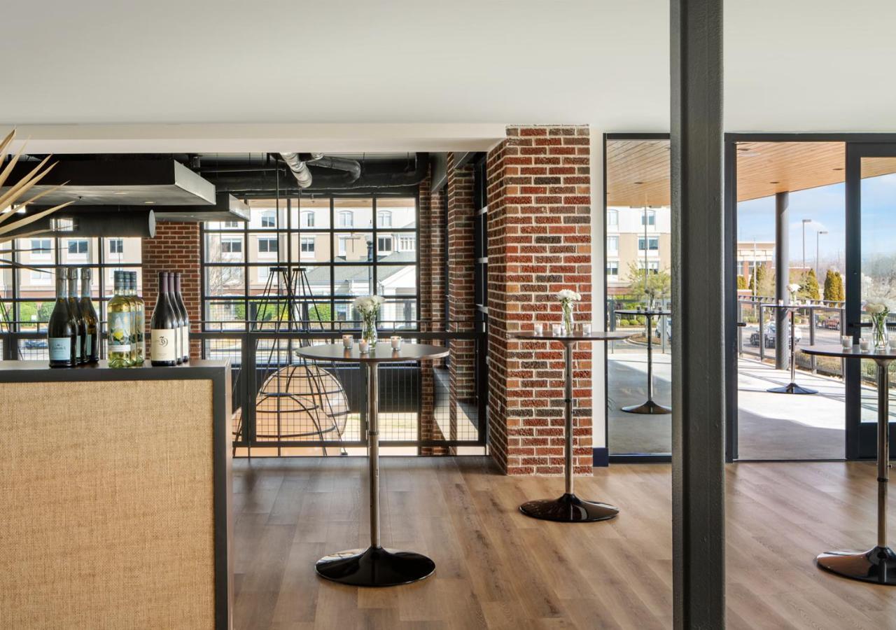 Hotel Tupelo, A Wyndham Hotel Экстерьер фото