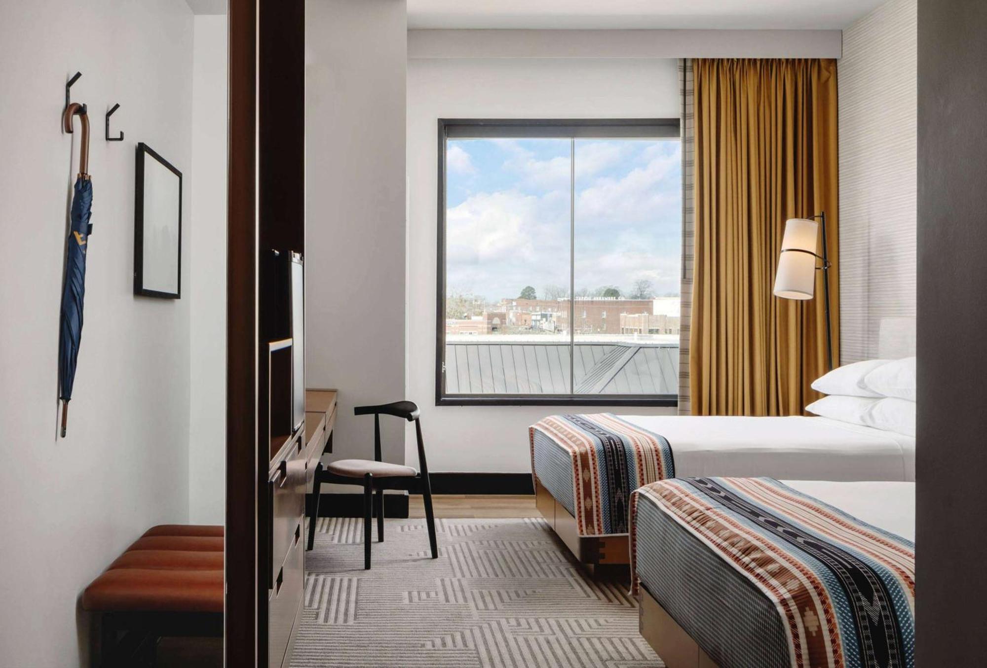 Hotel Tupelo, A Wyndham Hotel Экстерьер фото